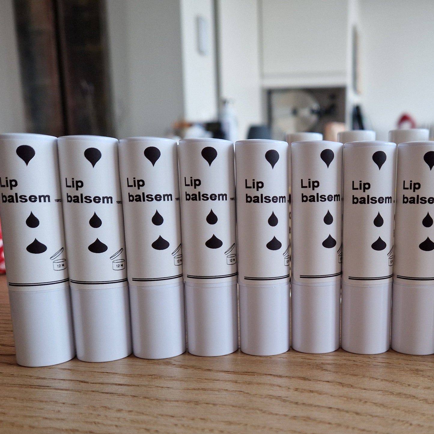REFILL & RECHARGE: DIY PAKKET LIPVERZORGING - Kruidenprint